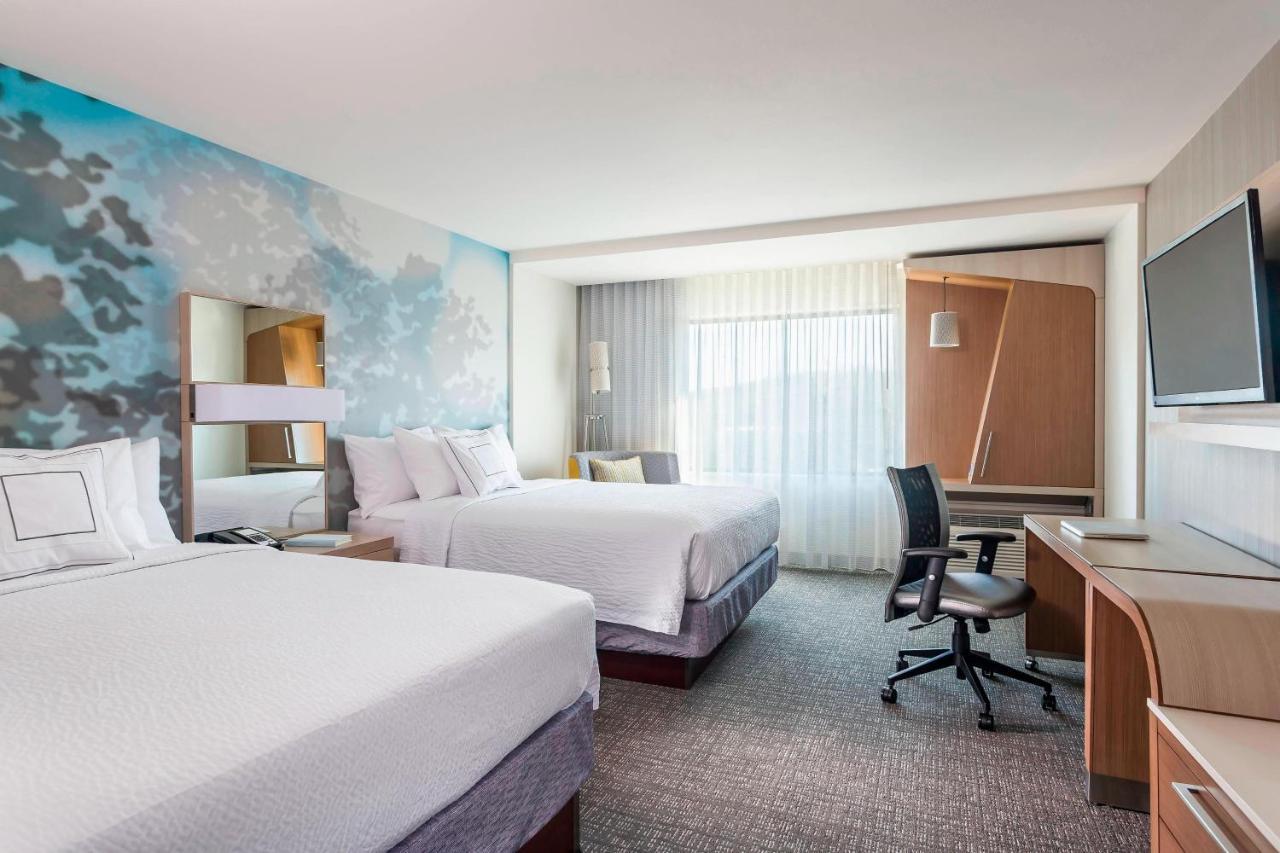 Courtyard By Marriott New York Queens, Jamaica Exterior foto